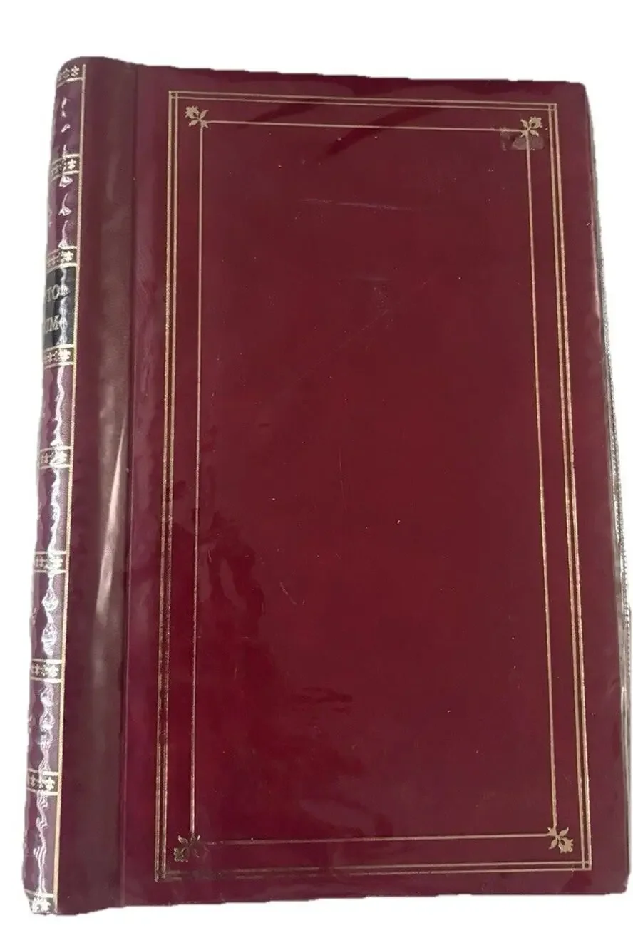 Spiral Bound Photo Album 300 Bi-Directional Memo Pockets Hold 4x6 Photos RED